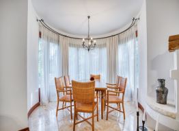 Premium Suite (with fireplace)